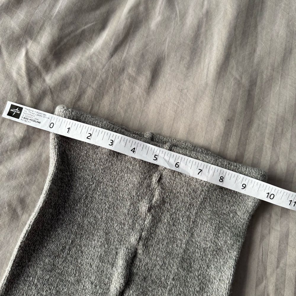 Uniqlo Heattech Cable Knit Leggings - Picture 6 of 7